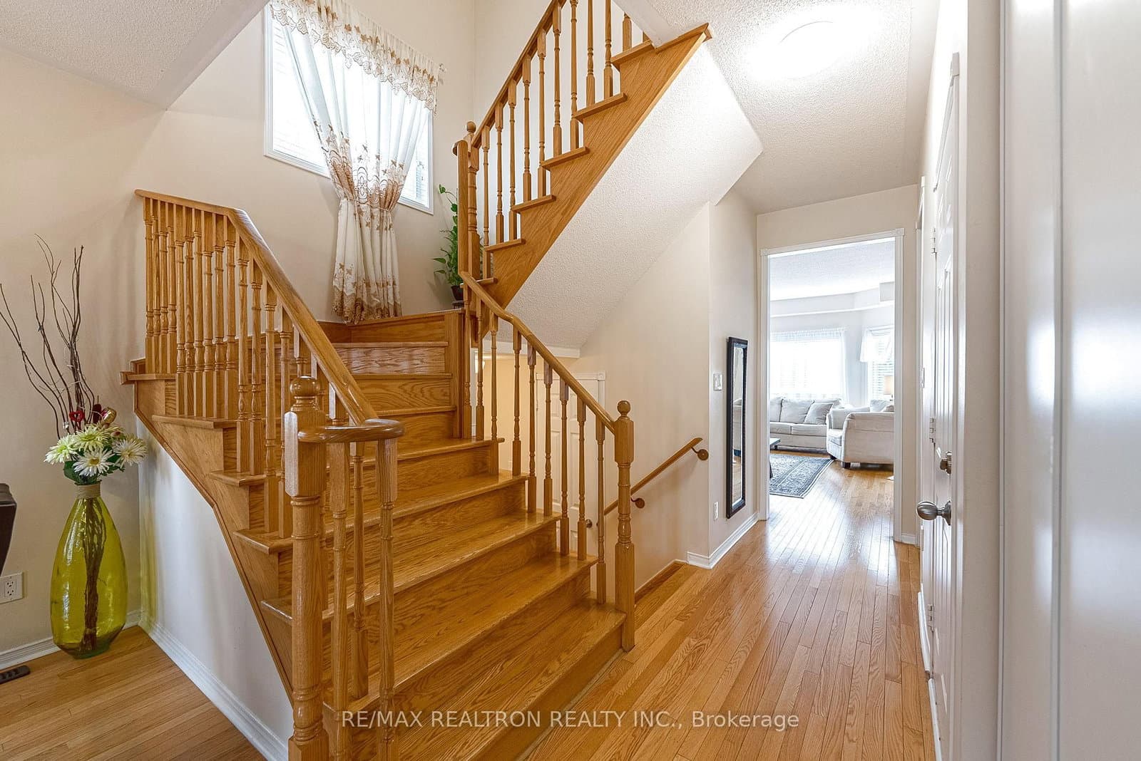 15 Brumstead Drive N thumbnail 6