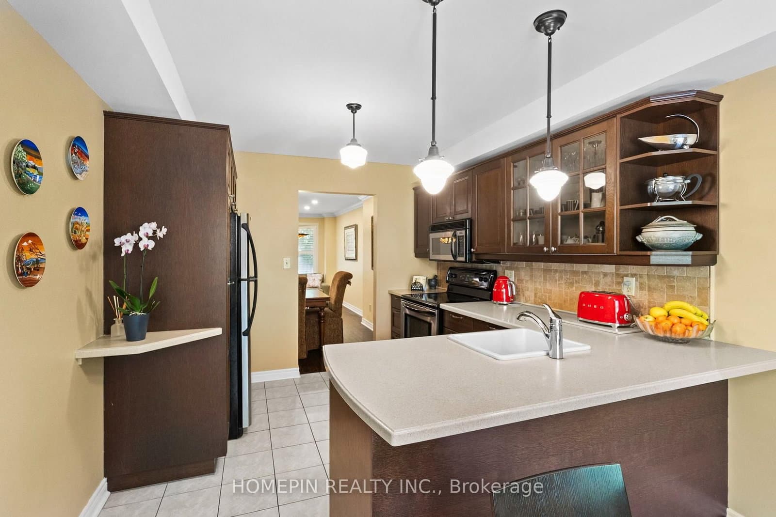 84 Confederation Way thumbnail 6