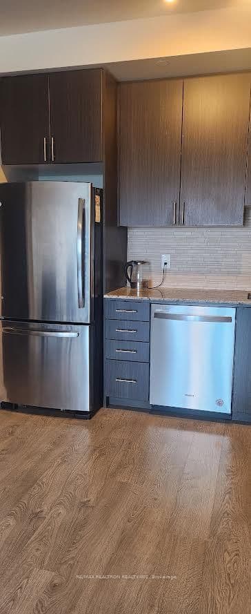 7171 Yonge Street, Unit 1007 thumbnail 4