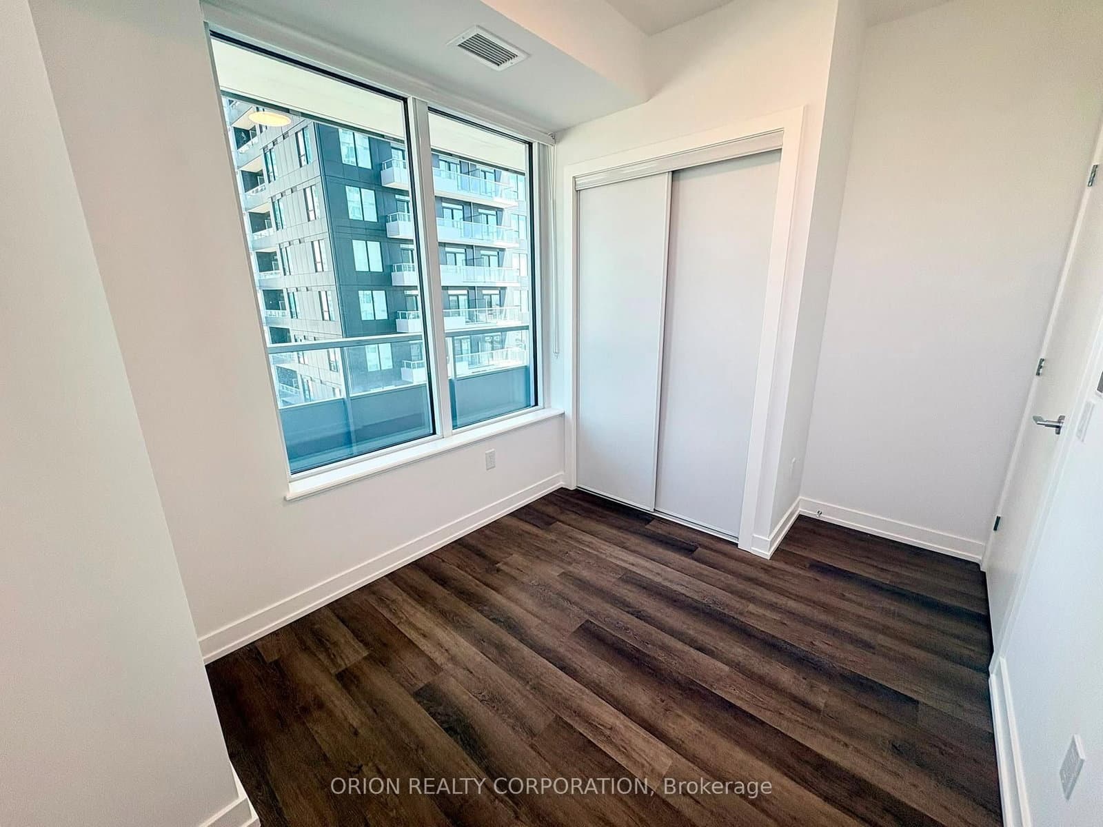 21 Meadowdale Road, Unit 1105 thumbnail 9