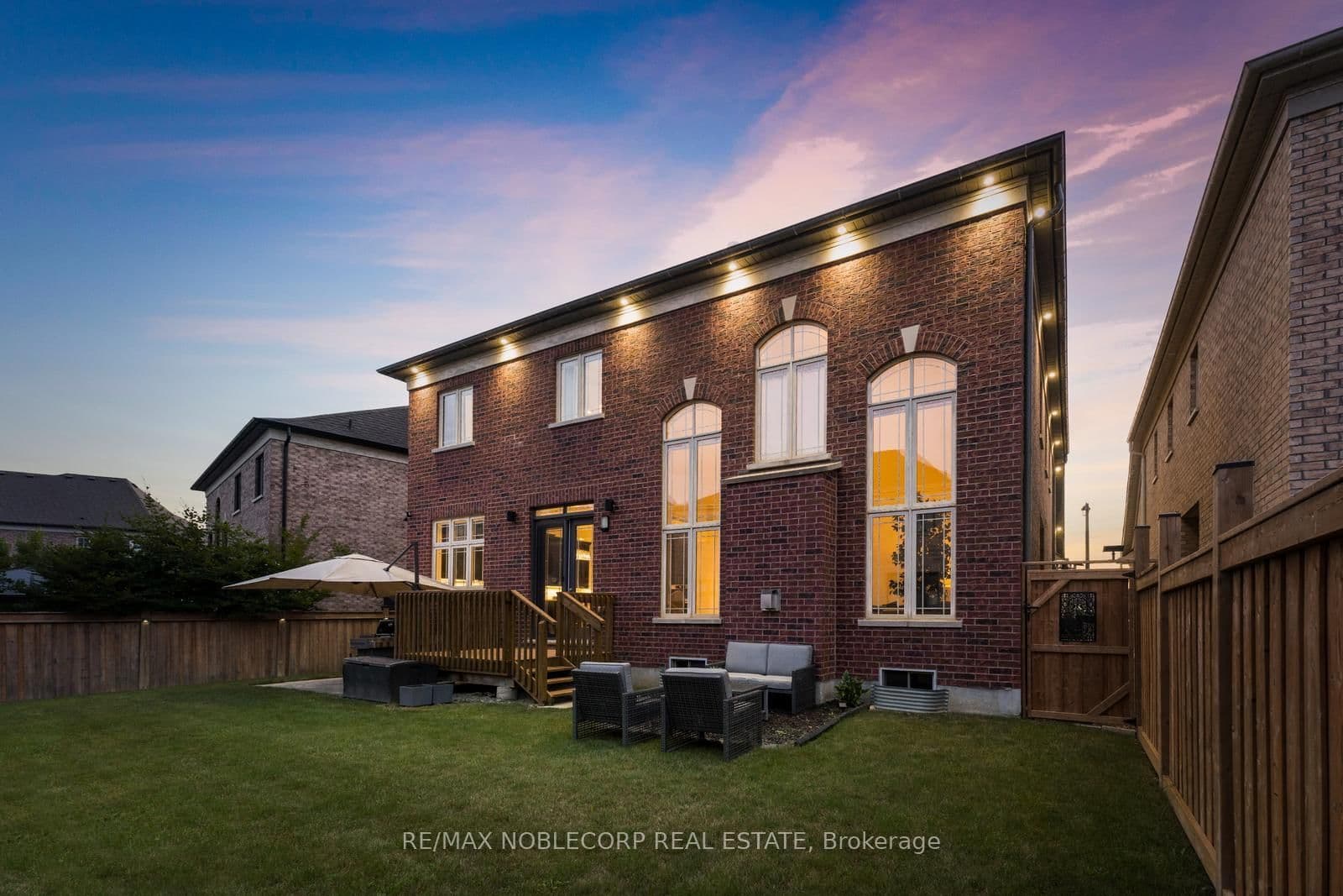 91 Woodgate Pines Drive thumbnail 33