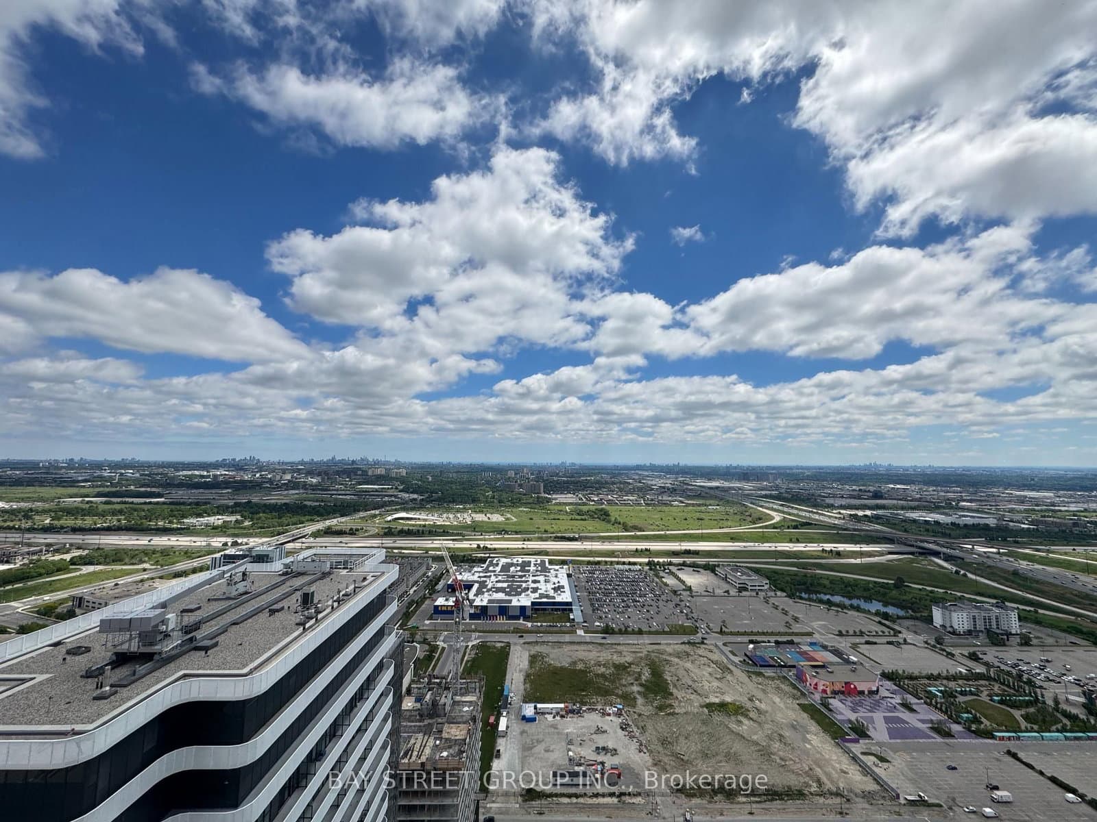 8 Interchange Way, Unit 5510 thumbnail 13