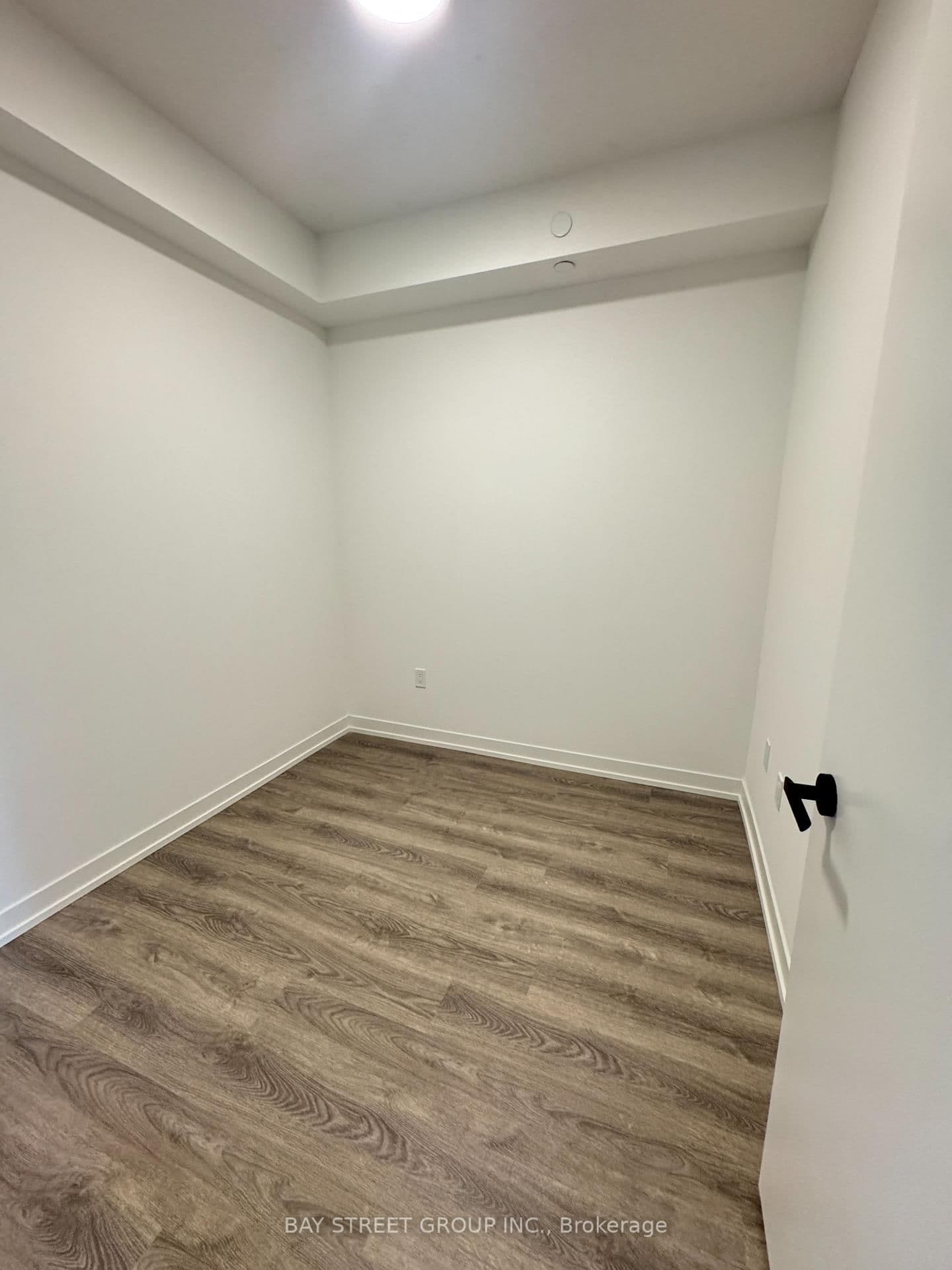 8 Interchange Way, Unit 5510 thumbnail 18
