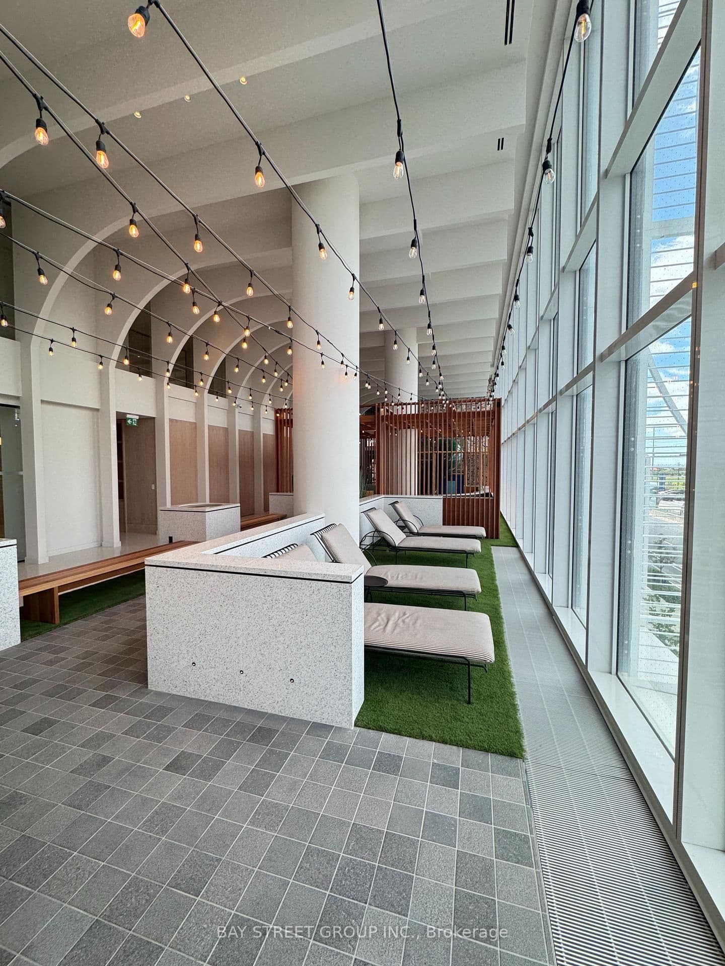 8 Interchange Way, Unit 5510 thumbnail 22