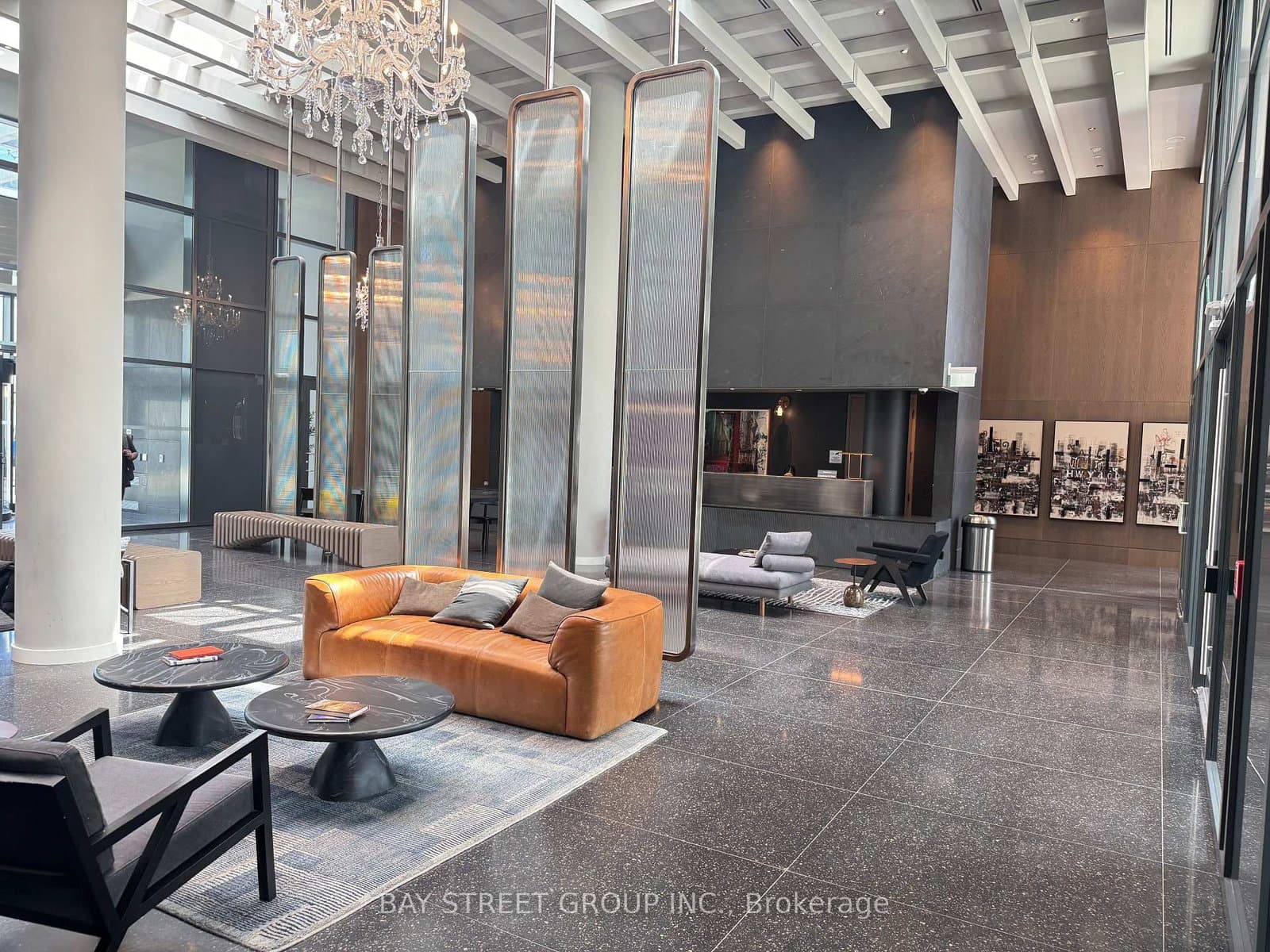 8 Interchange Way, Unit 5510 thumbnail 3