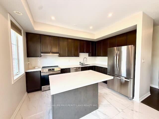 76 Donald Buttress Boulevard W thumbnail 4
