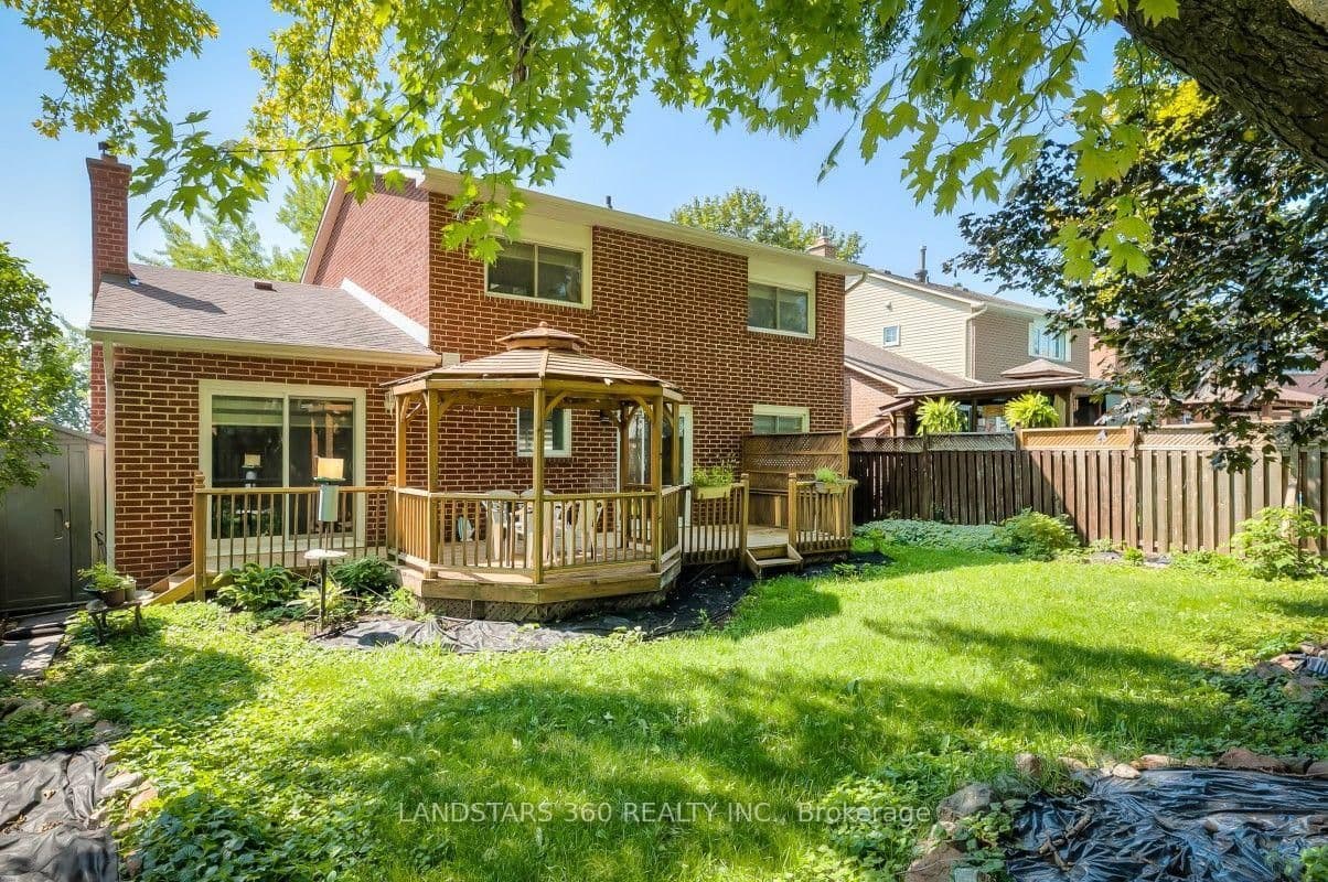 235 Yorkshire Drive thumbnail 45