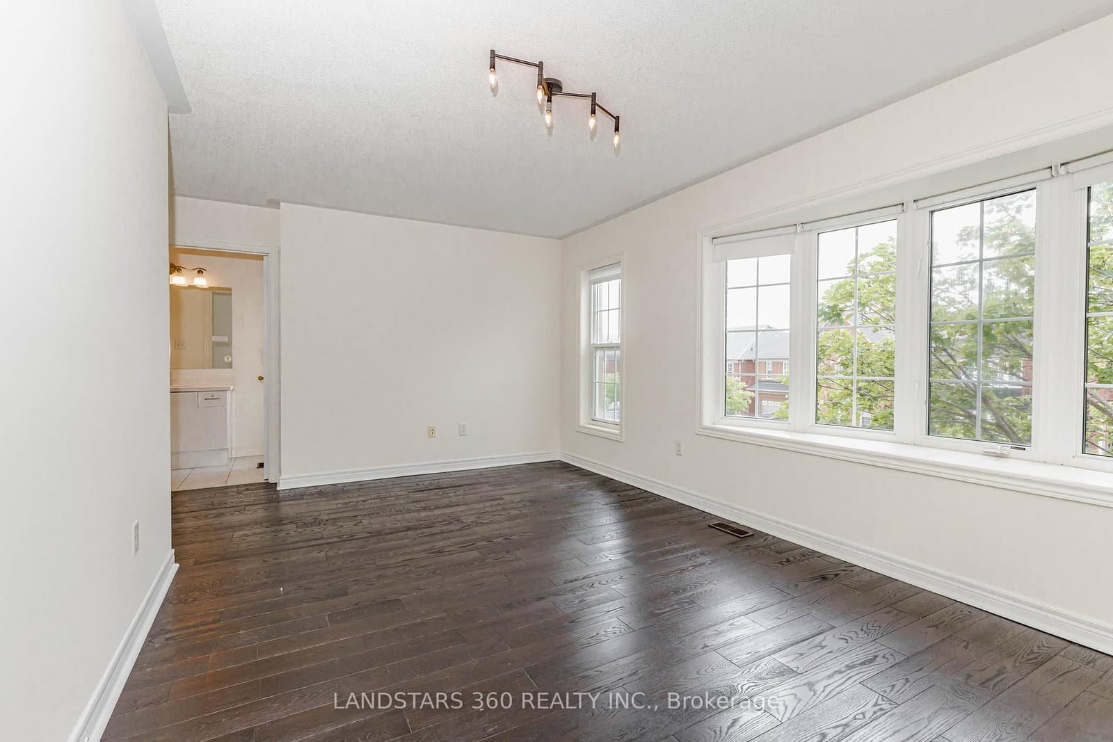 314 Tower Hill Road thumbnail 29
