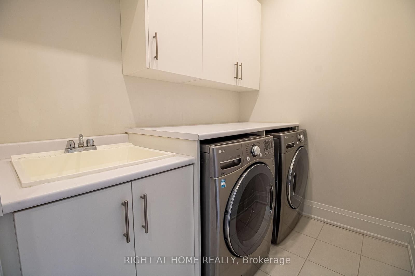 43 Longworth Avenue thumbnail 16