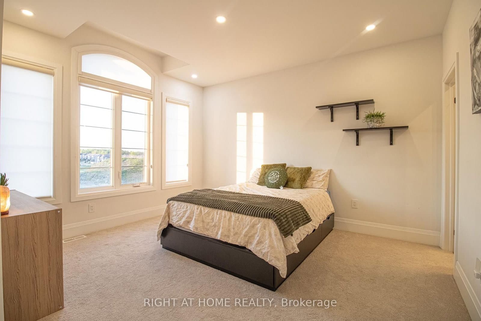 43 Longworth Avenue thumbnail 17