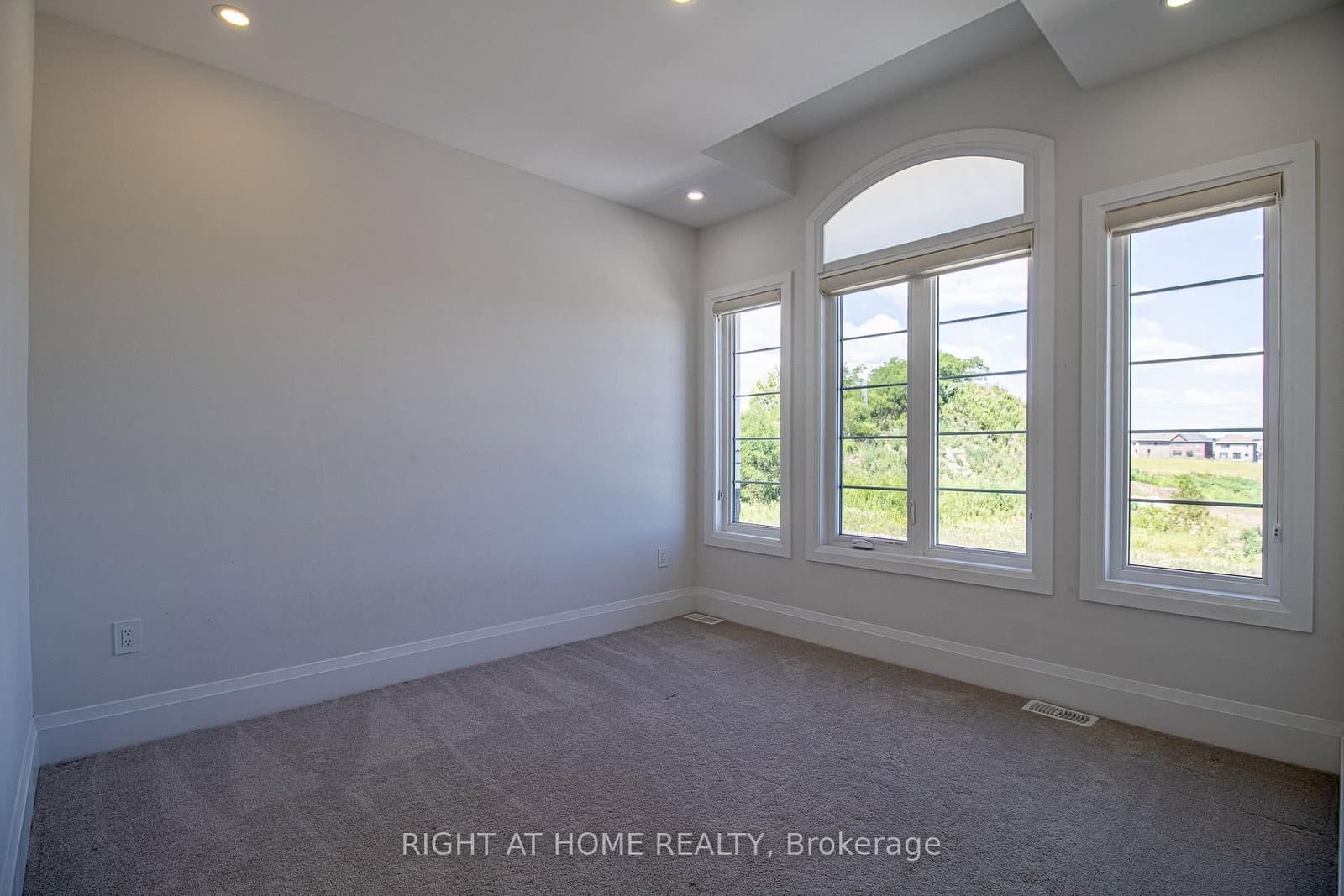43 Longworth Avenue thumbnail 18