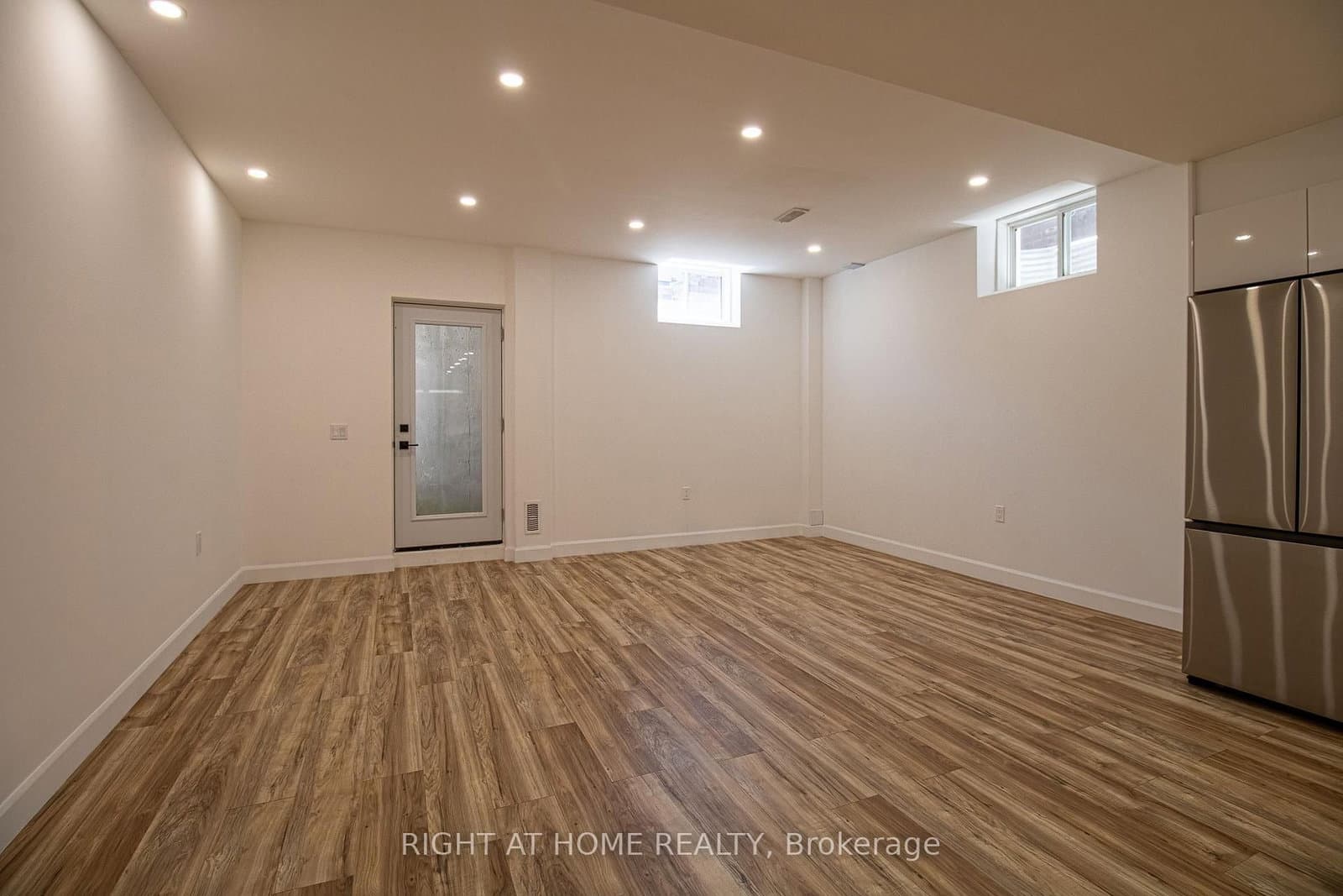 43 Longworth Avenue thumbnail 29