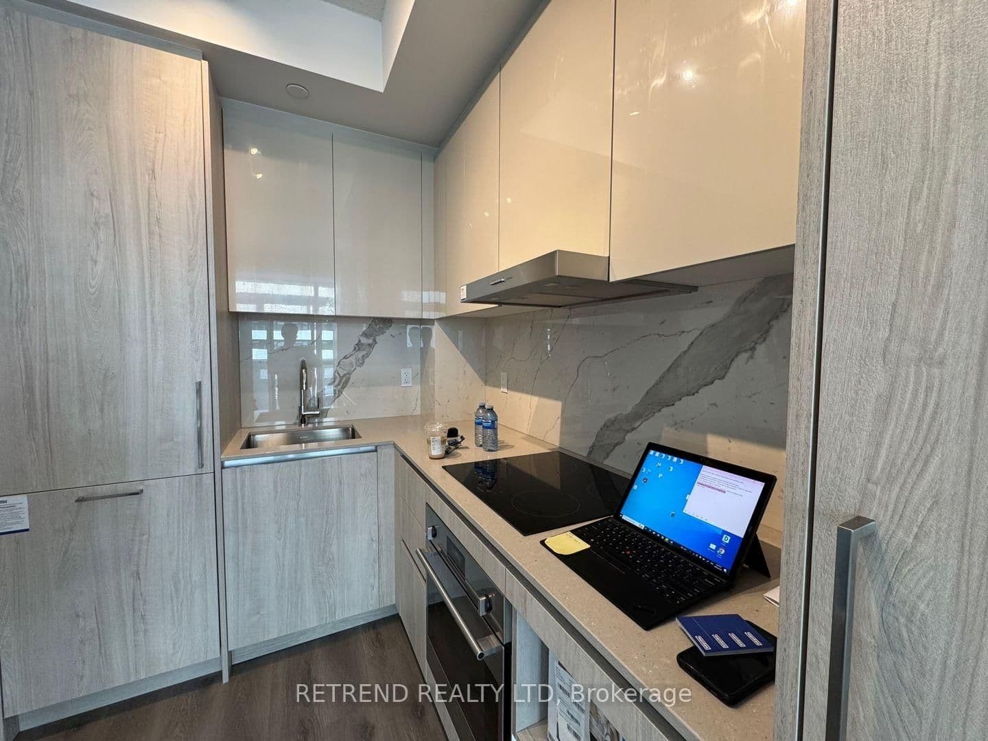 225 Commerce Street E, Unit 4001 thumbnail 3