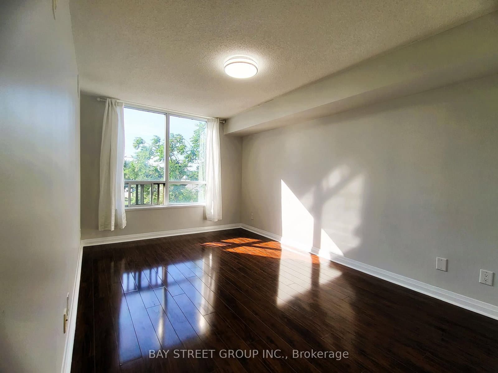 7363 Kennedy Road, Unit 209 thumbnail 16