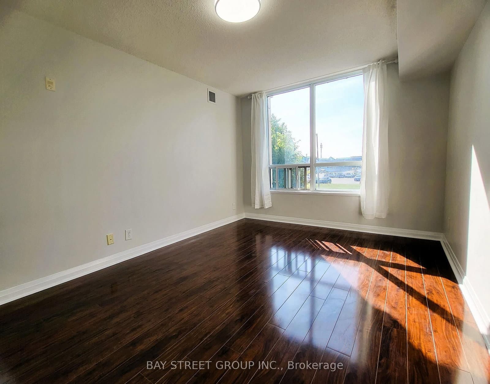 7363 Kennedy Road, Unit 209 thumbnail 17