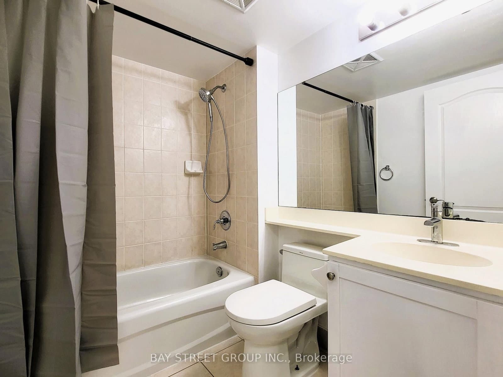 7363 Kennedy Road, Unit 209 thumbnail 29