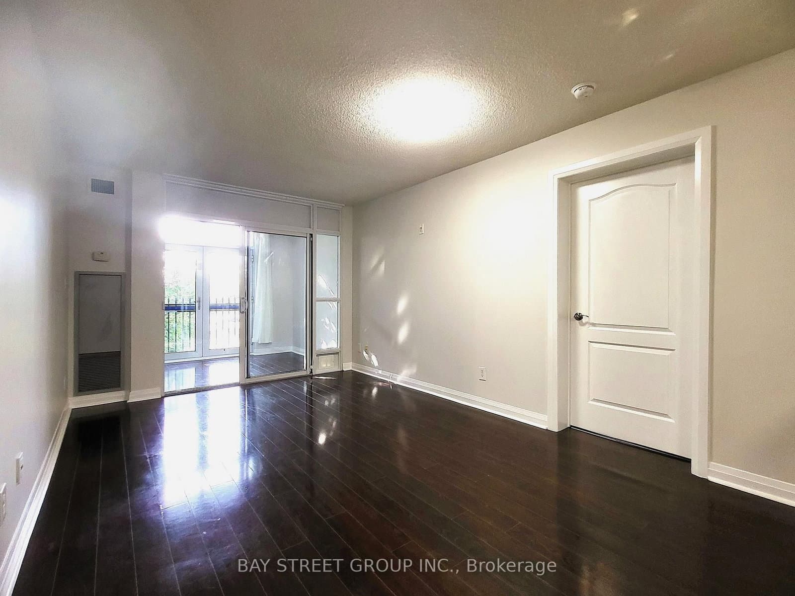 7363 Kennedy Road, Unit 209 thumbnail 9