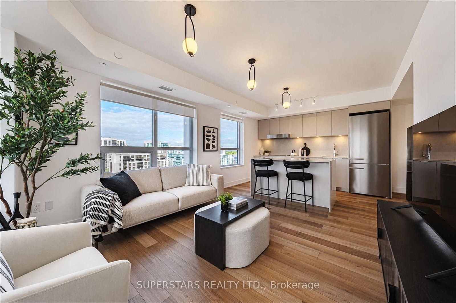 8 Cedarland Drive, Unit 1605 thumbnail 3