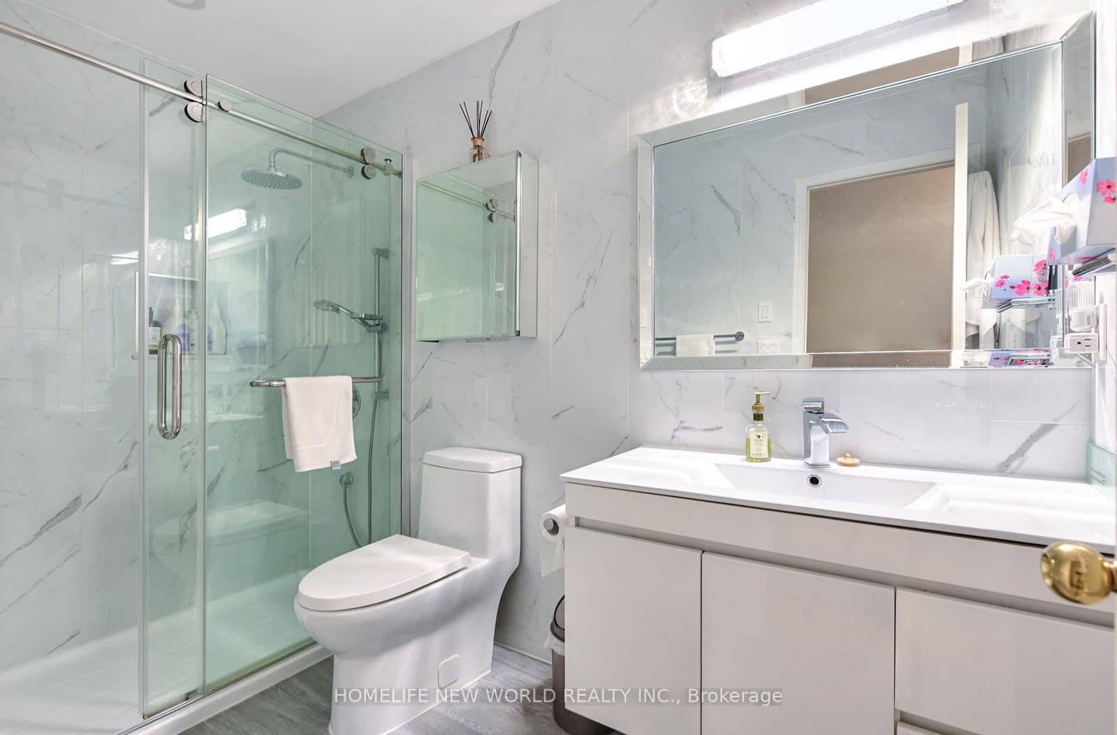 7 Fairlawn Avenue thumbnail 26