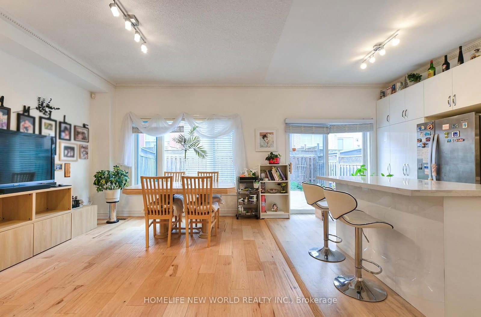7 Fairlawn Avenue thumbnail 5