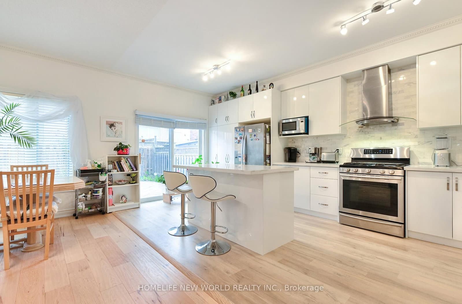 7 Fairlawn Avenue thumbnail 6