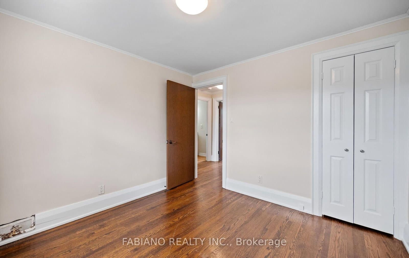7872 Kipling Avenue thumbnail 26