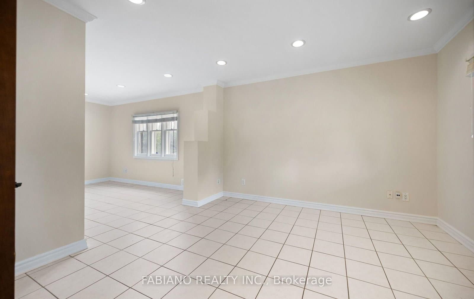 7872 Kipling Avenue thumbnail 7