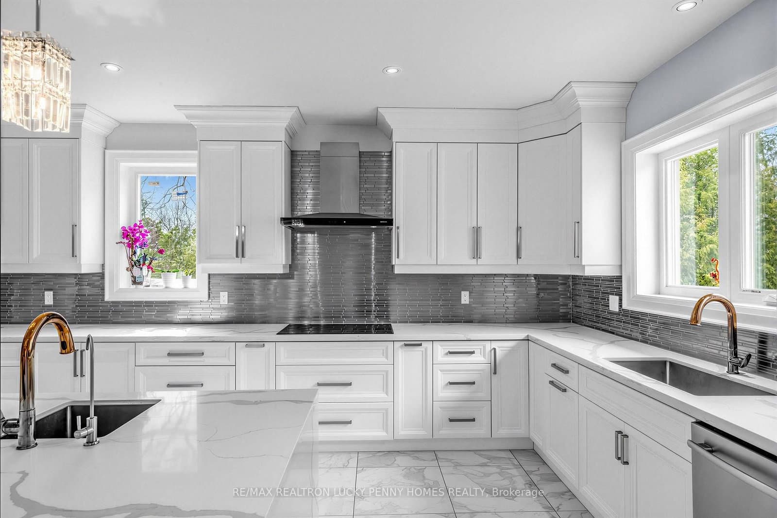 18 Walnut Glen Place thumbnail 16