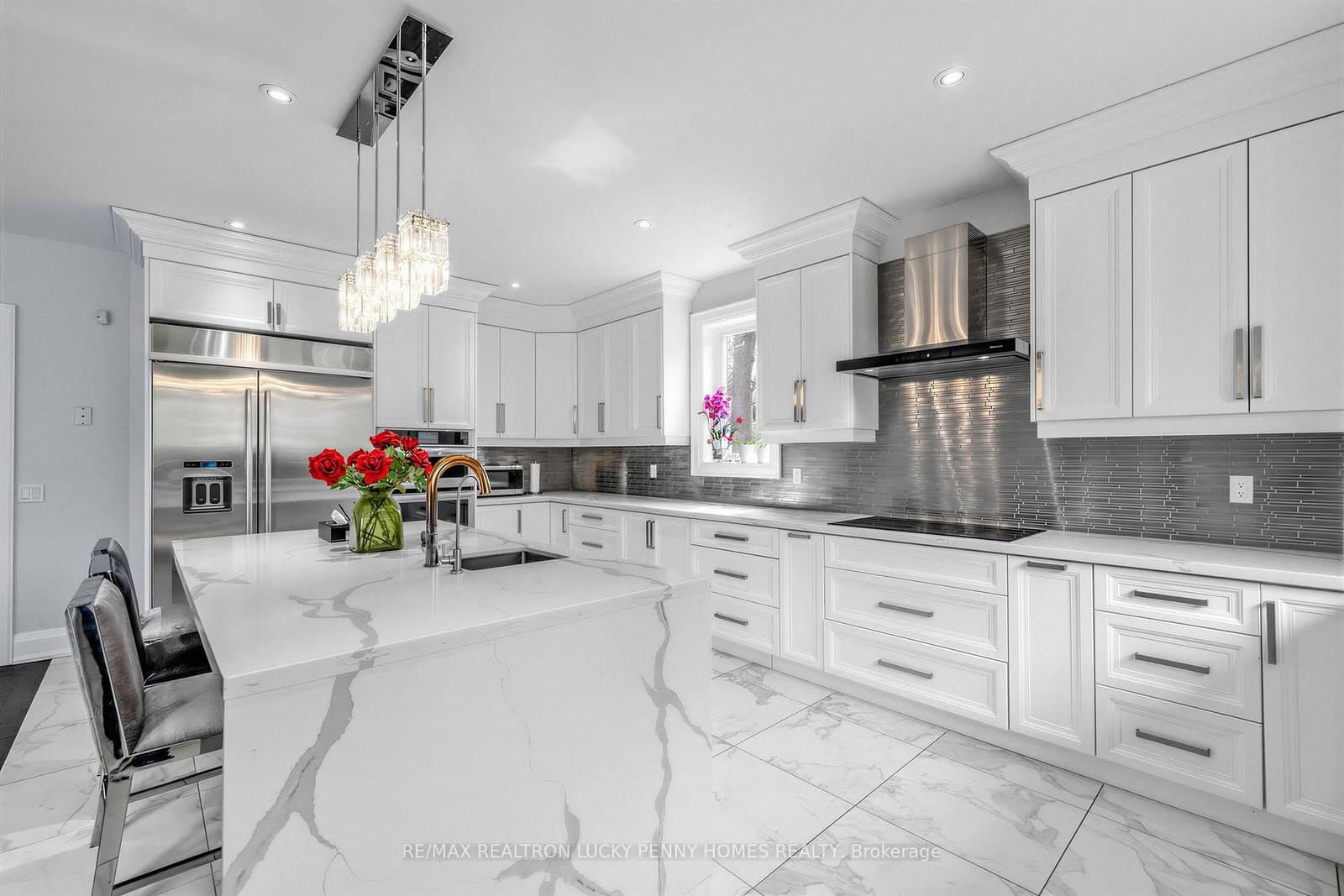 18 Walnut Glen Place thumbnail 17