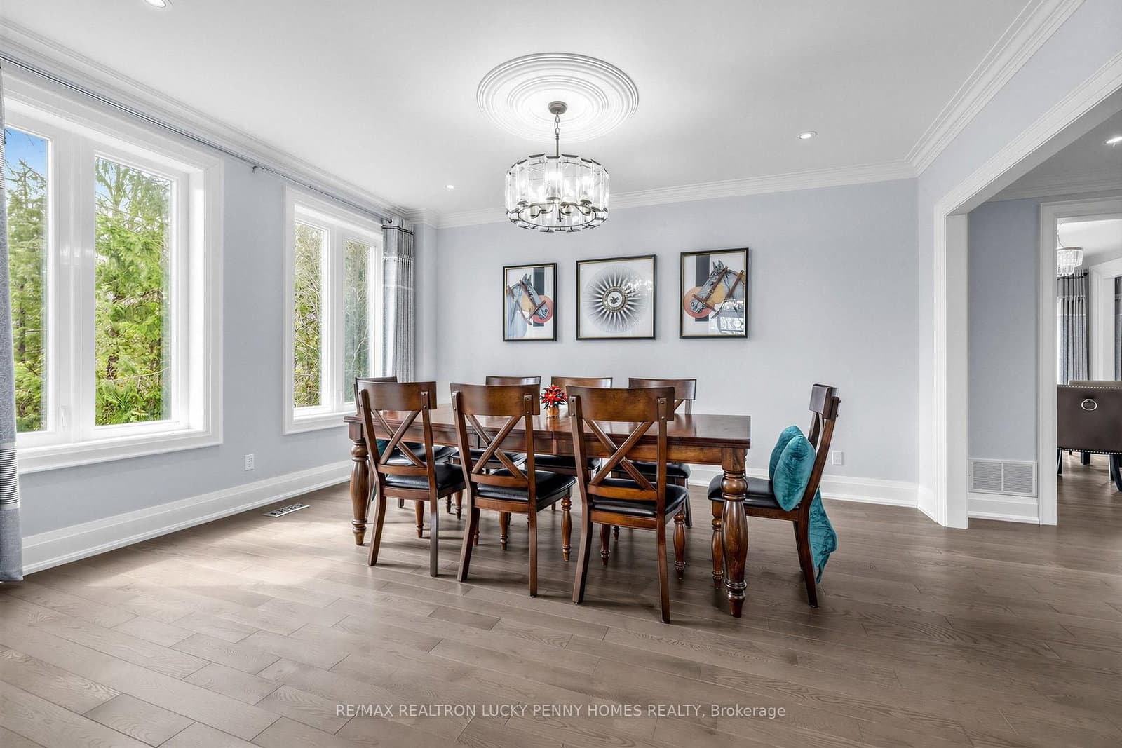 18 Walnut Glen Place thumbnail 6