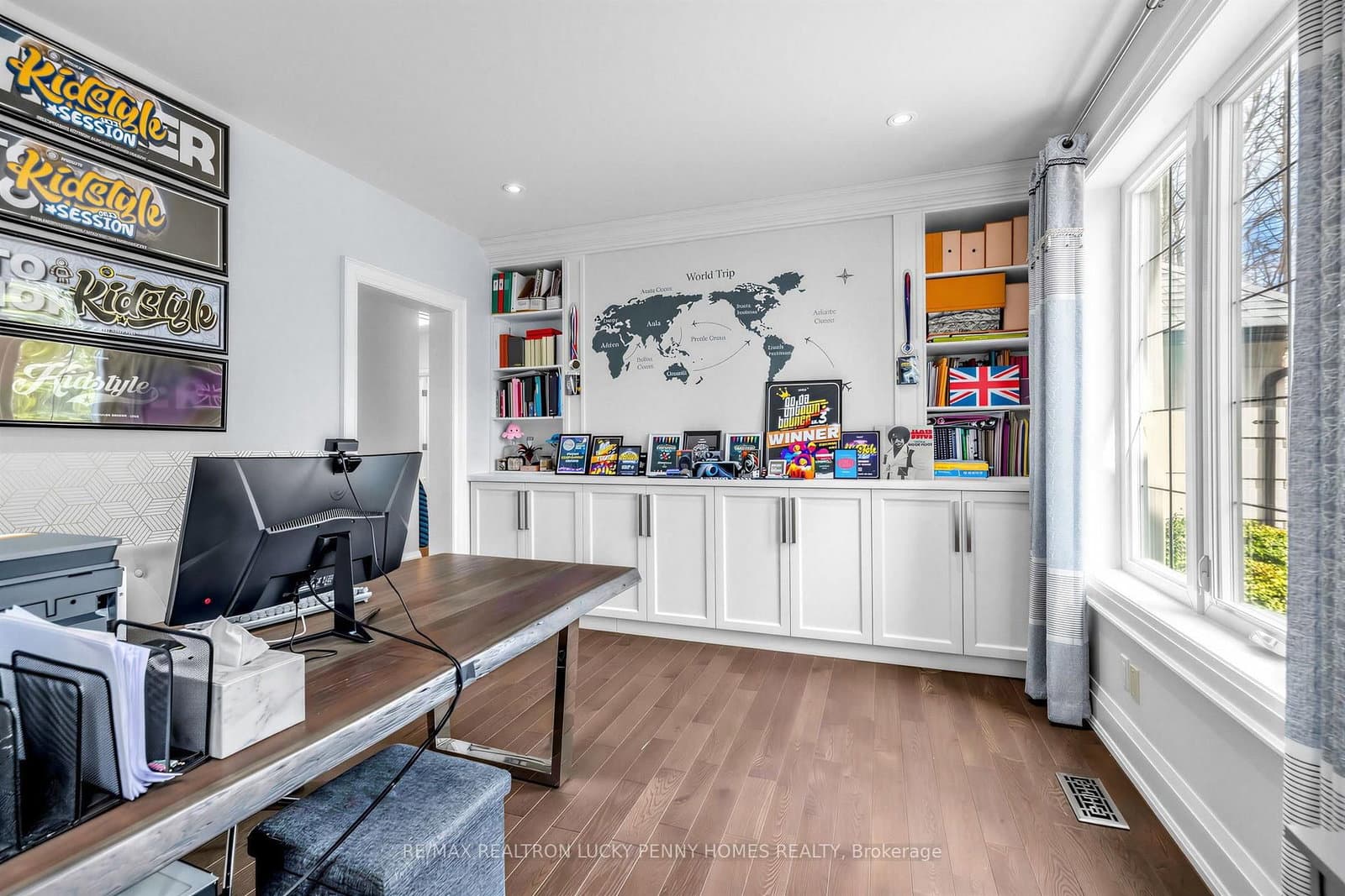 18 Walnut Glen Place thumbnail 8