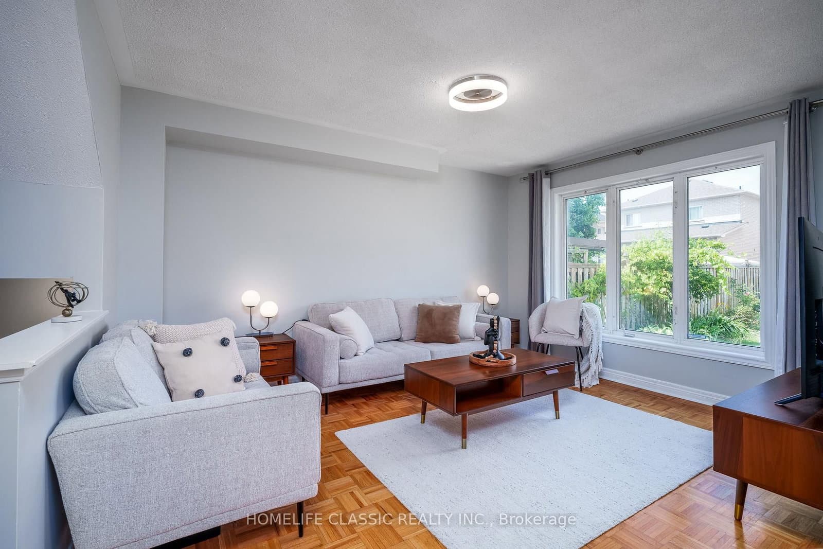 44 Wildberry Crescent thumbnail 5