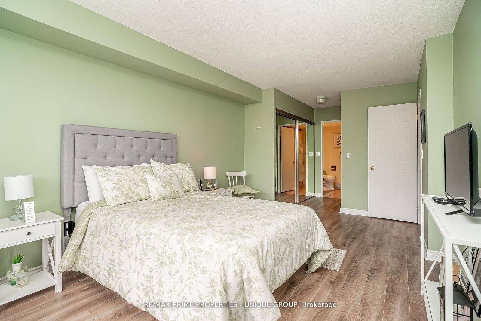 33 Weldrick Road E, Unit 209 thumbnail 27