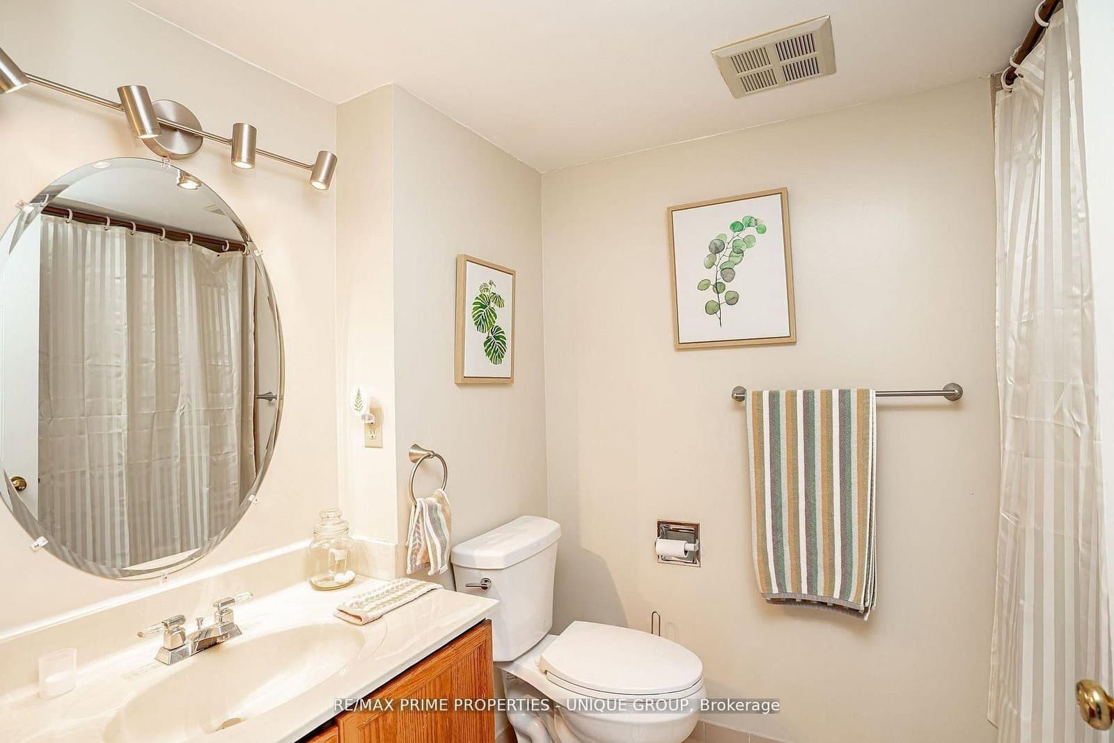 33 Weldrick Road E, Unit 209 thumbnail 28