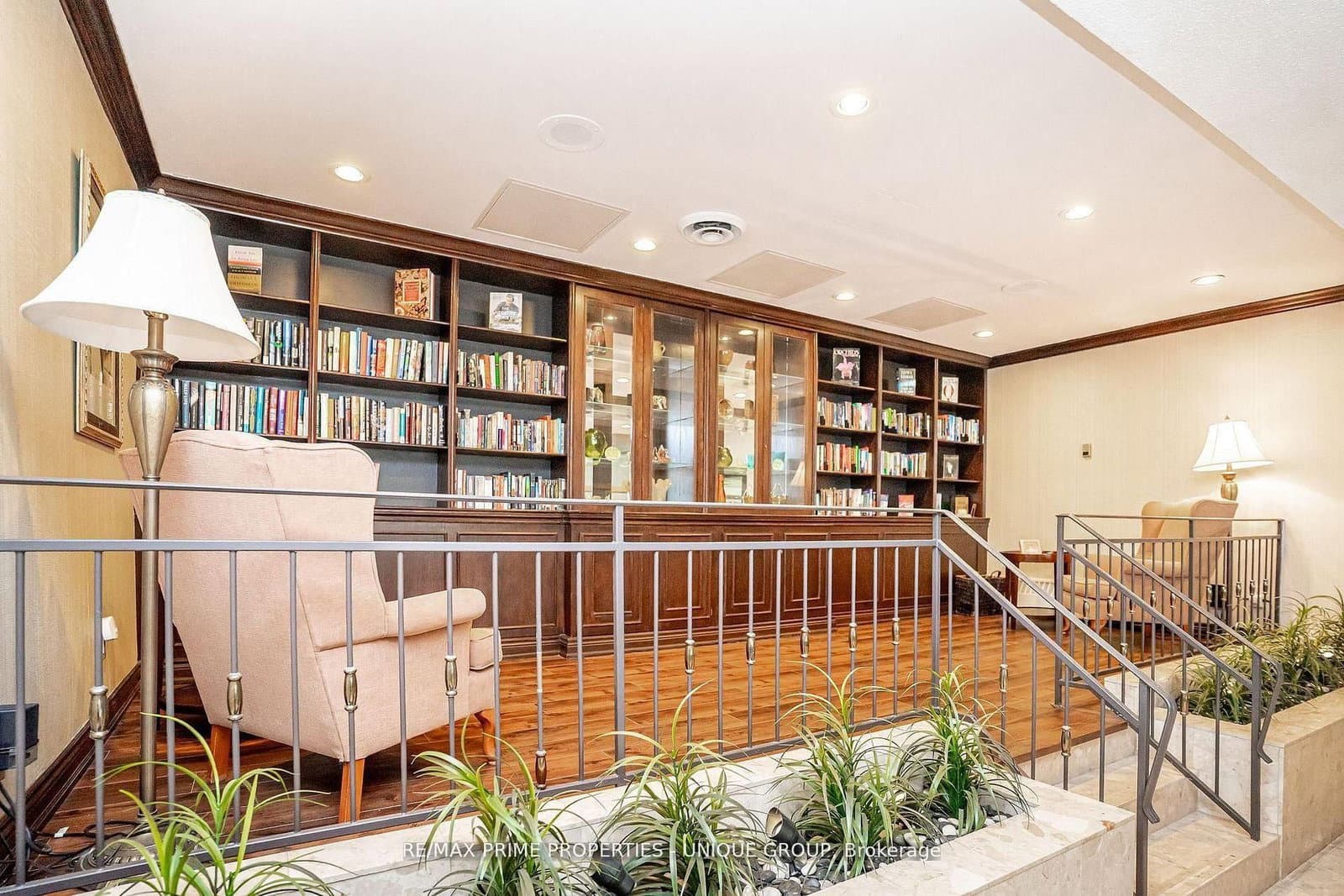 33 Weldrick Road E, Unit 209 thumbnail 30
