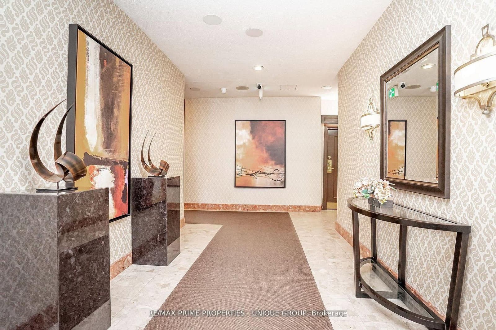 33 Weldrick Road E, Unit 209 thumbnail 5
