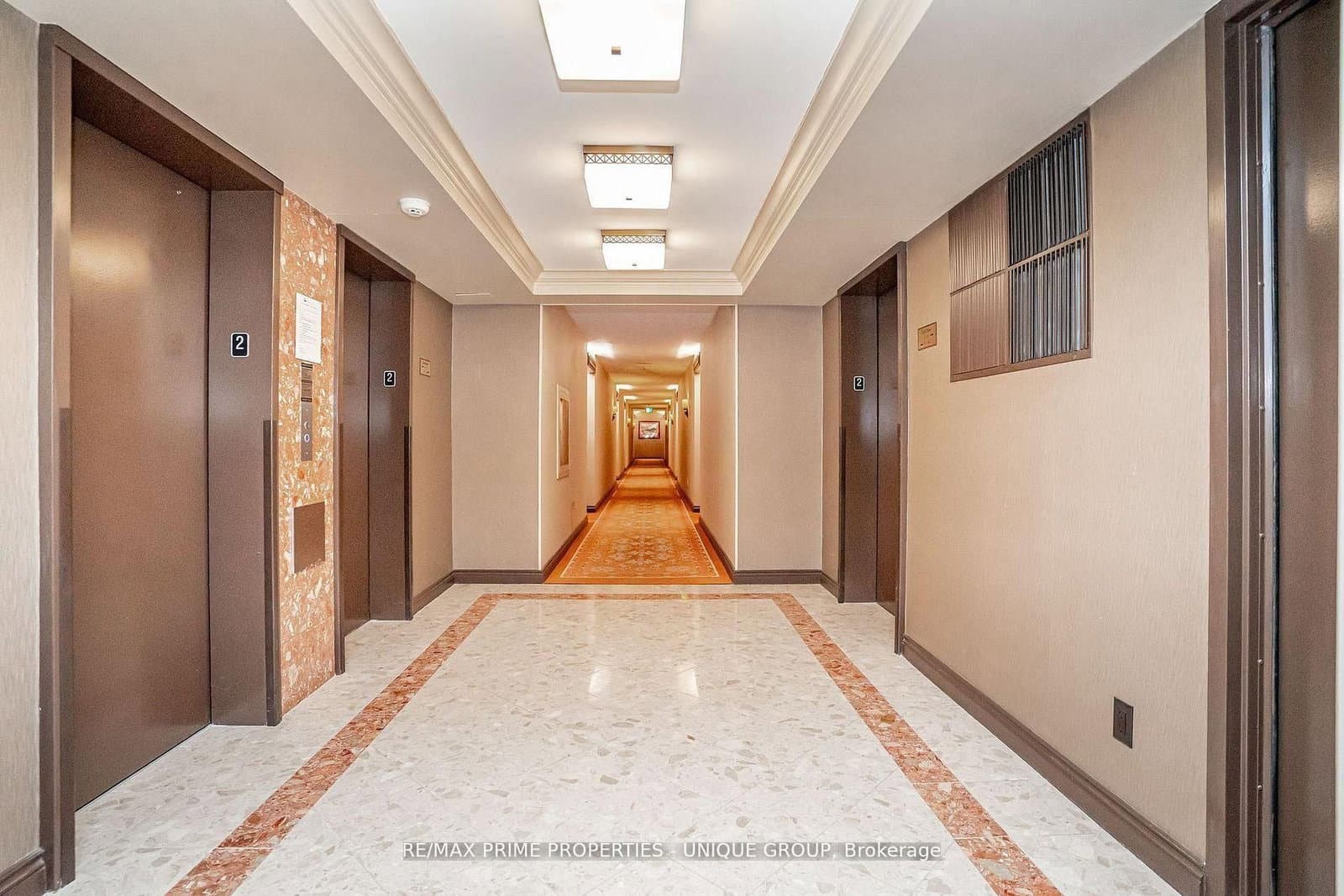 33 Weldrick Road E, Unit 209 thumbnail 7