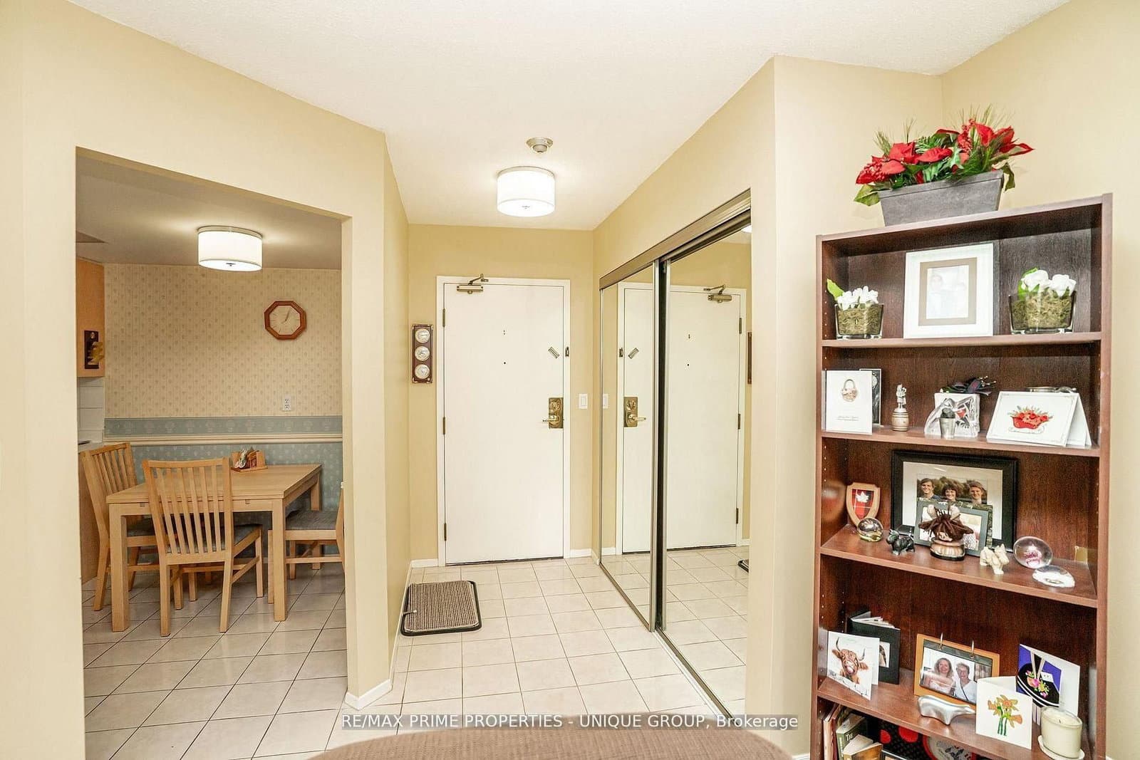 33 Weldrick Road E, Unit 209 thumbnail 9