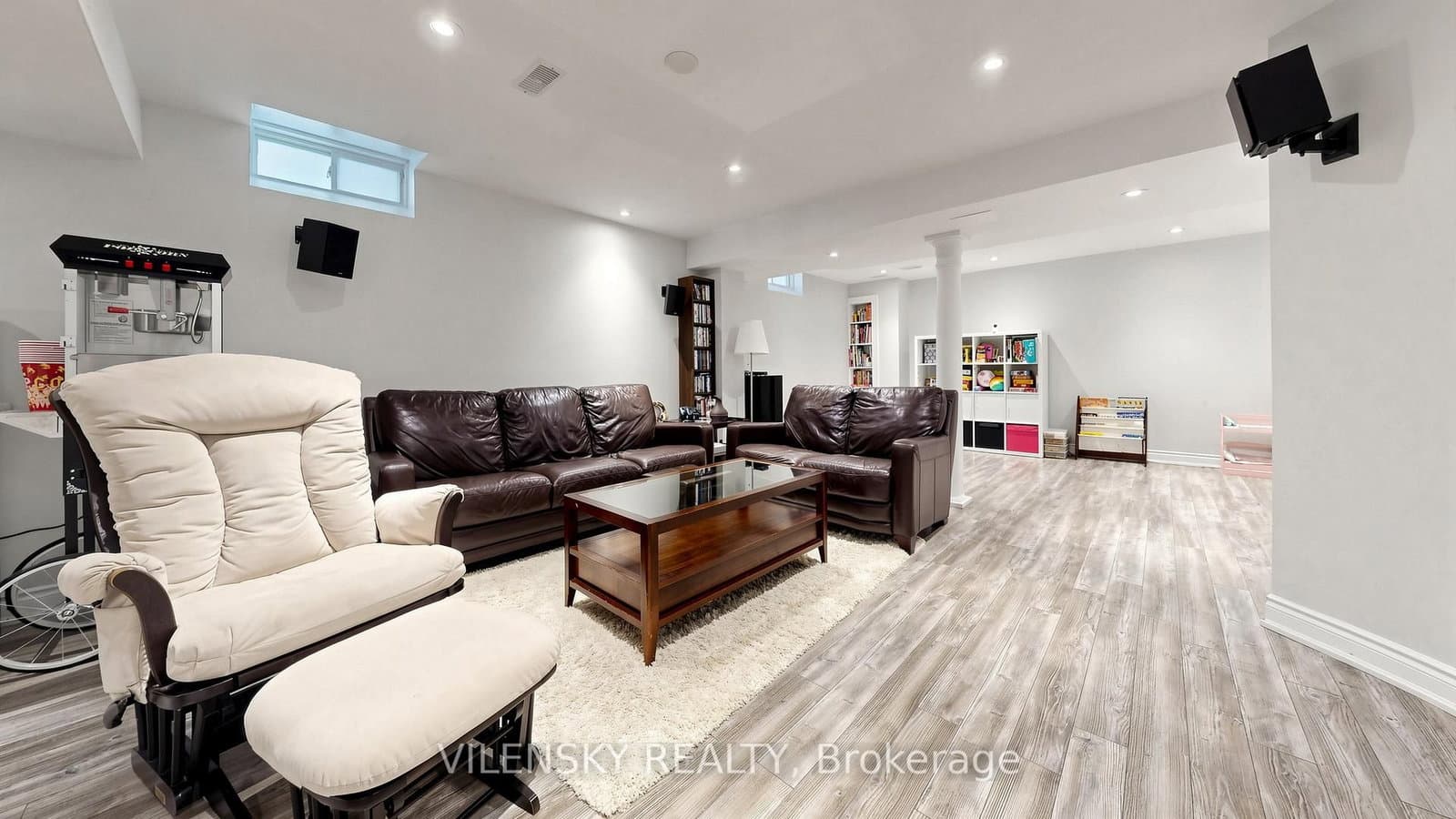 146 Valley Vista Drive thumbnail 32