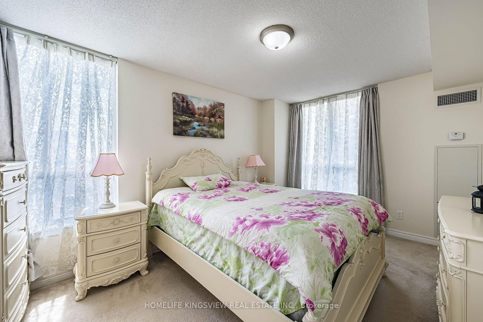 60 Disera Drive, Unit 807 thumbnail 26
