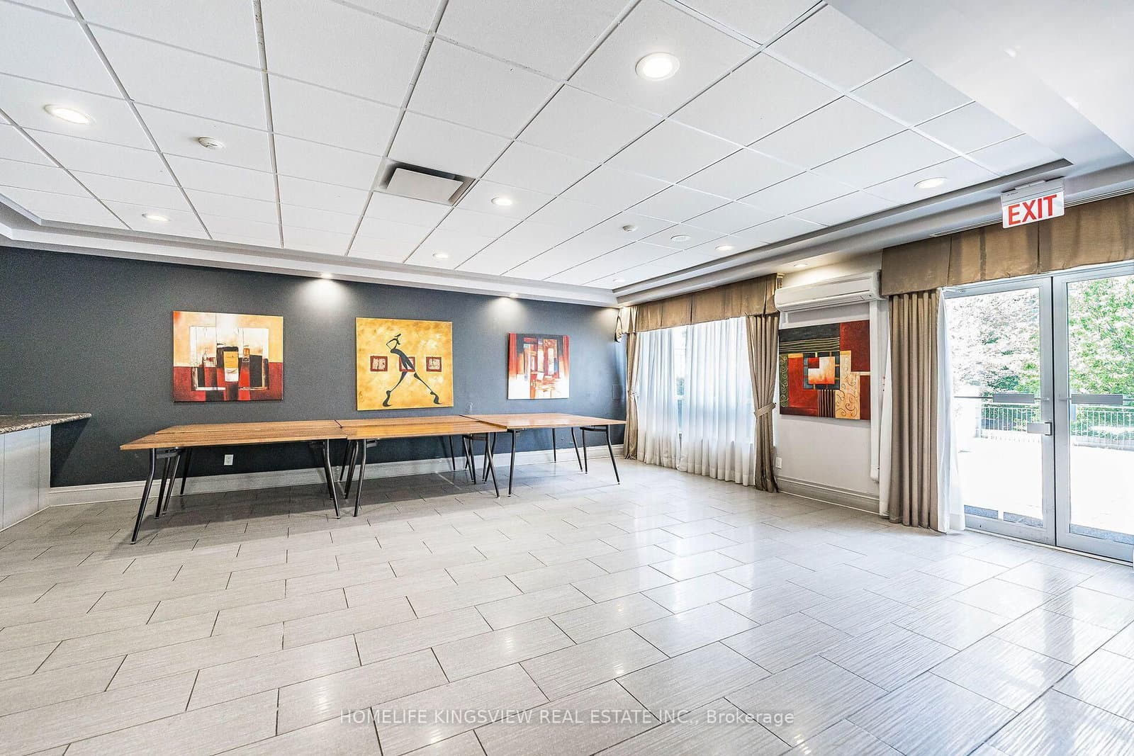 60 Disera Drive, Unit 807 thumbnail 50