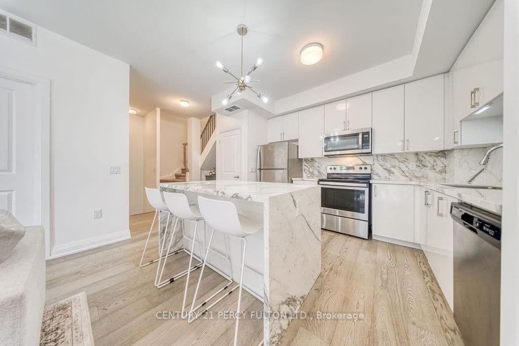5289 Highway 7, Unit D-803 thumbnail 7
