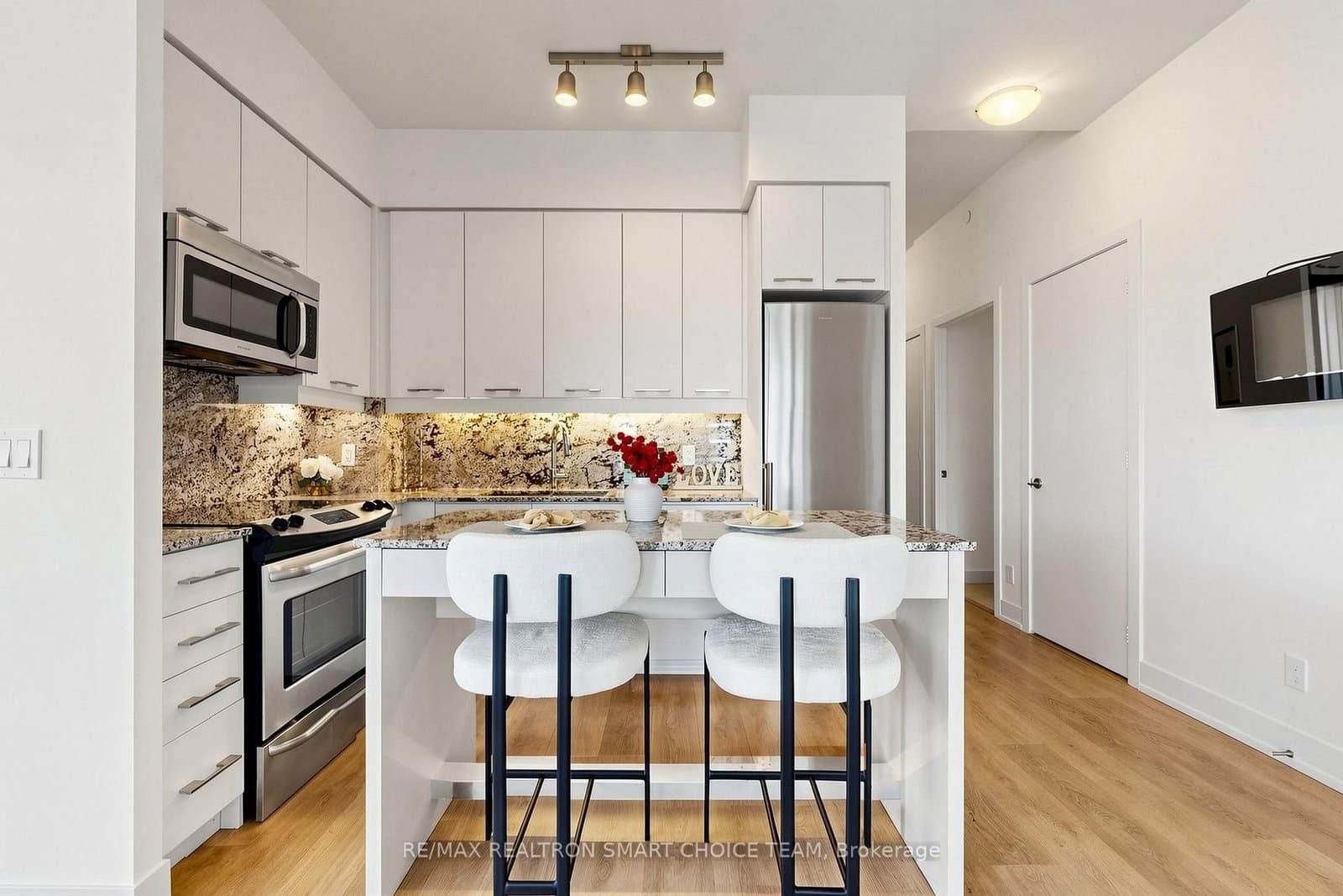 9471 Yonge Street, Unit 349 thumbnail 13