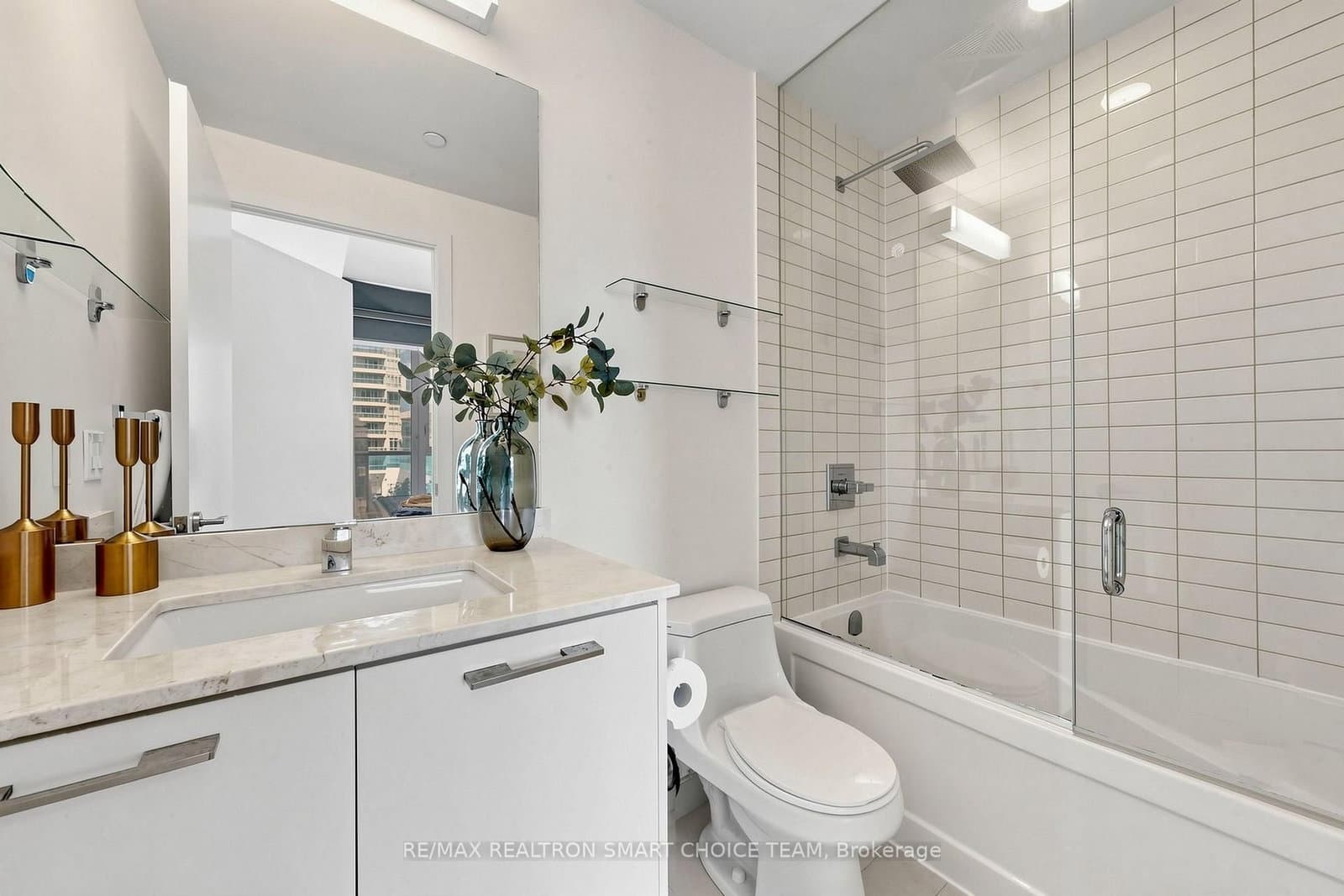 9471 Yonge Street, Unit 349 thumbnail 19