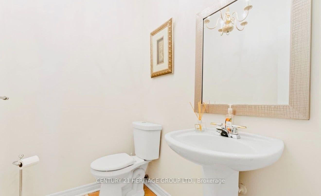 255 Shaftsbury Avenue, Unit 63 thumbnail 22
