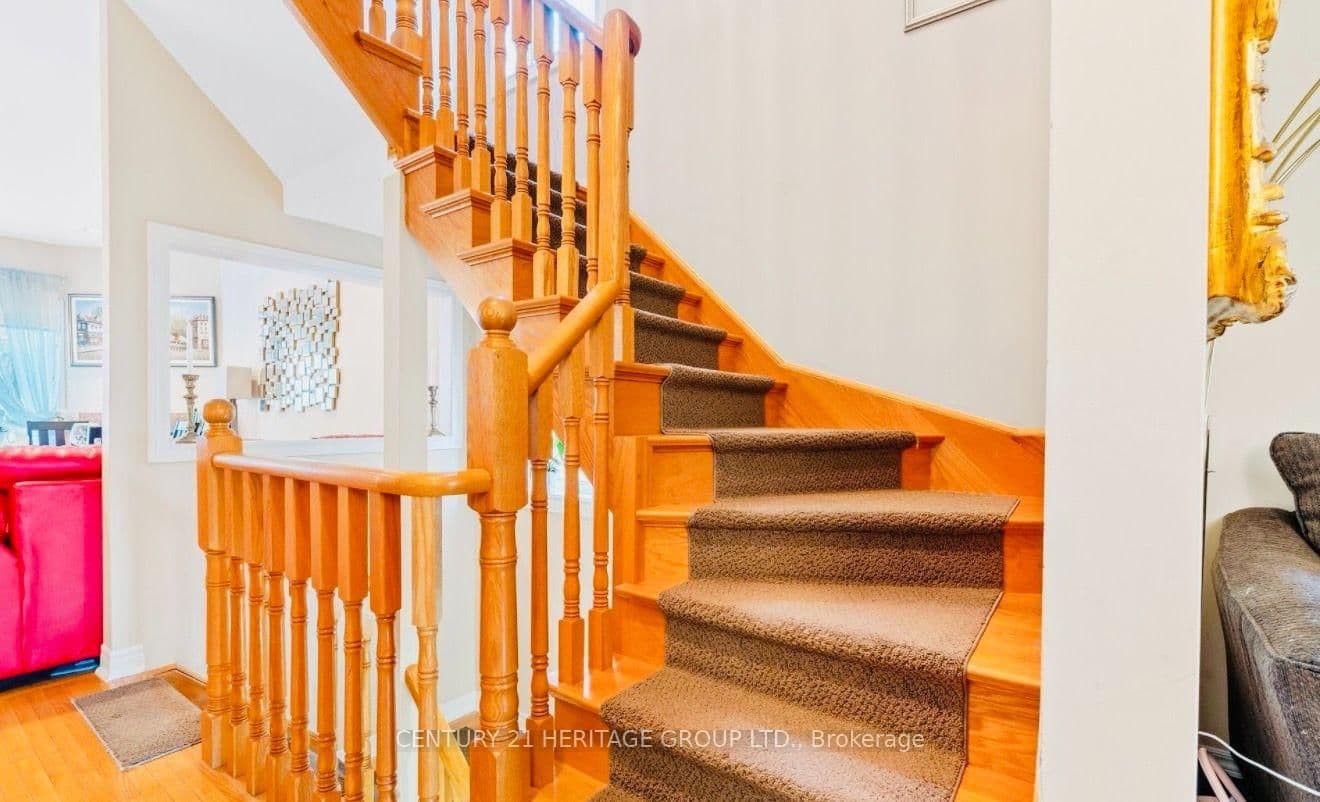 255 Shaftsbury Avenue, Unit 63 thumbnail 23