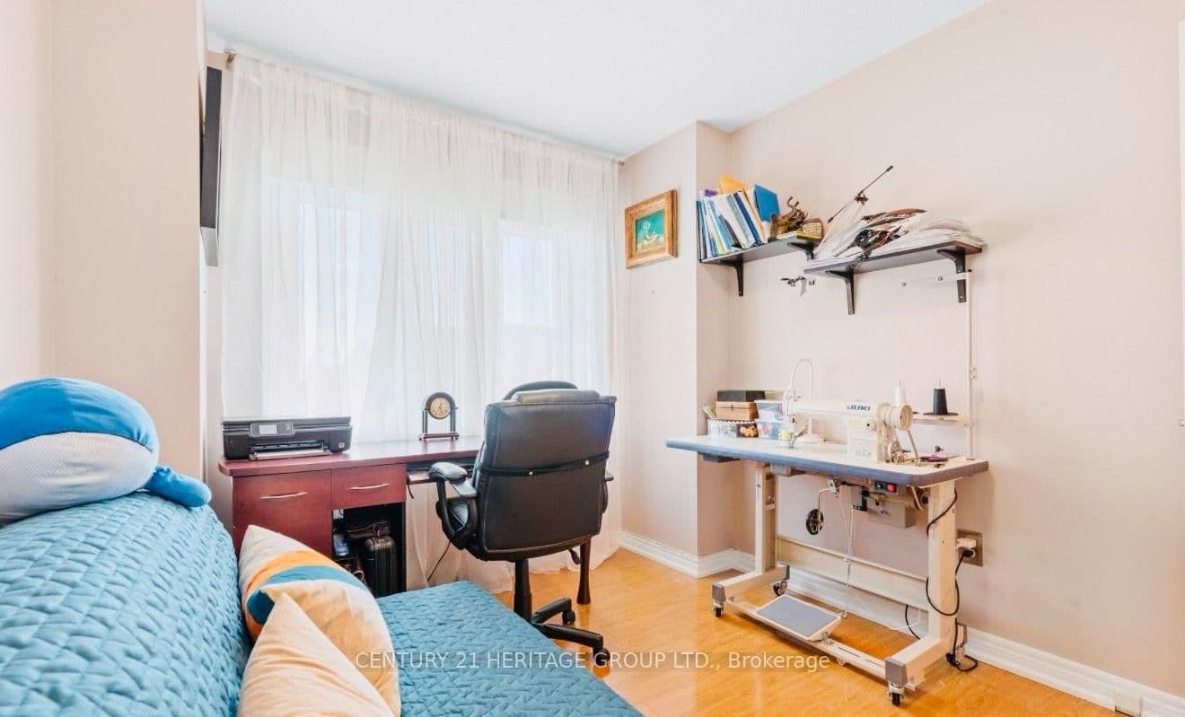 255 Shaftsbury Avenue, Unit 63 thumbnail 27