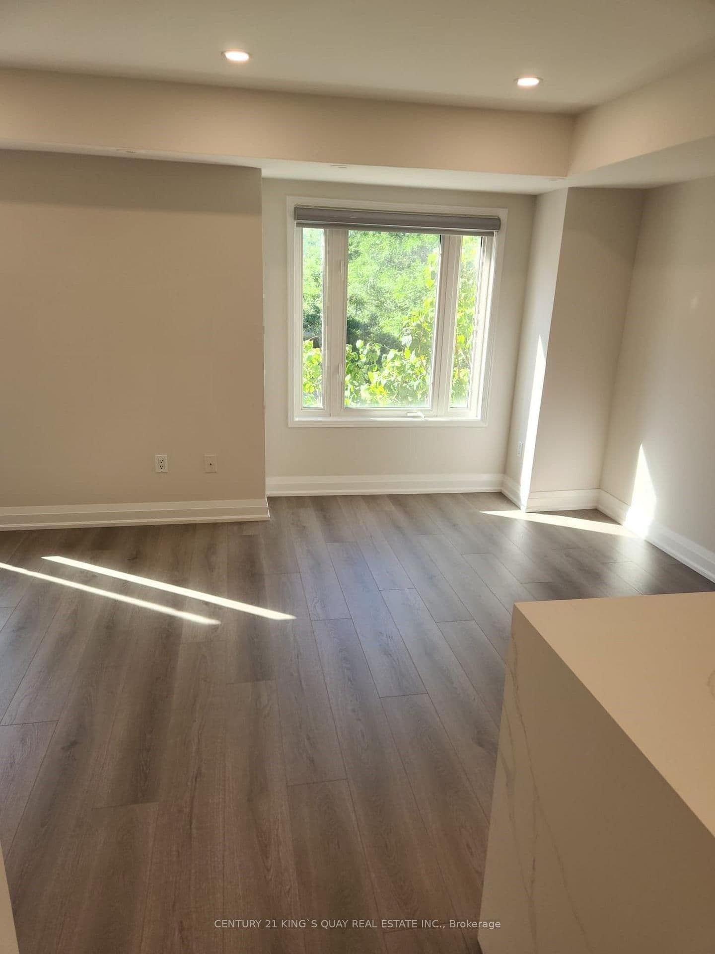 316 John Street, Unit 255 thumbnail 17