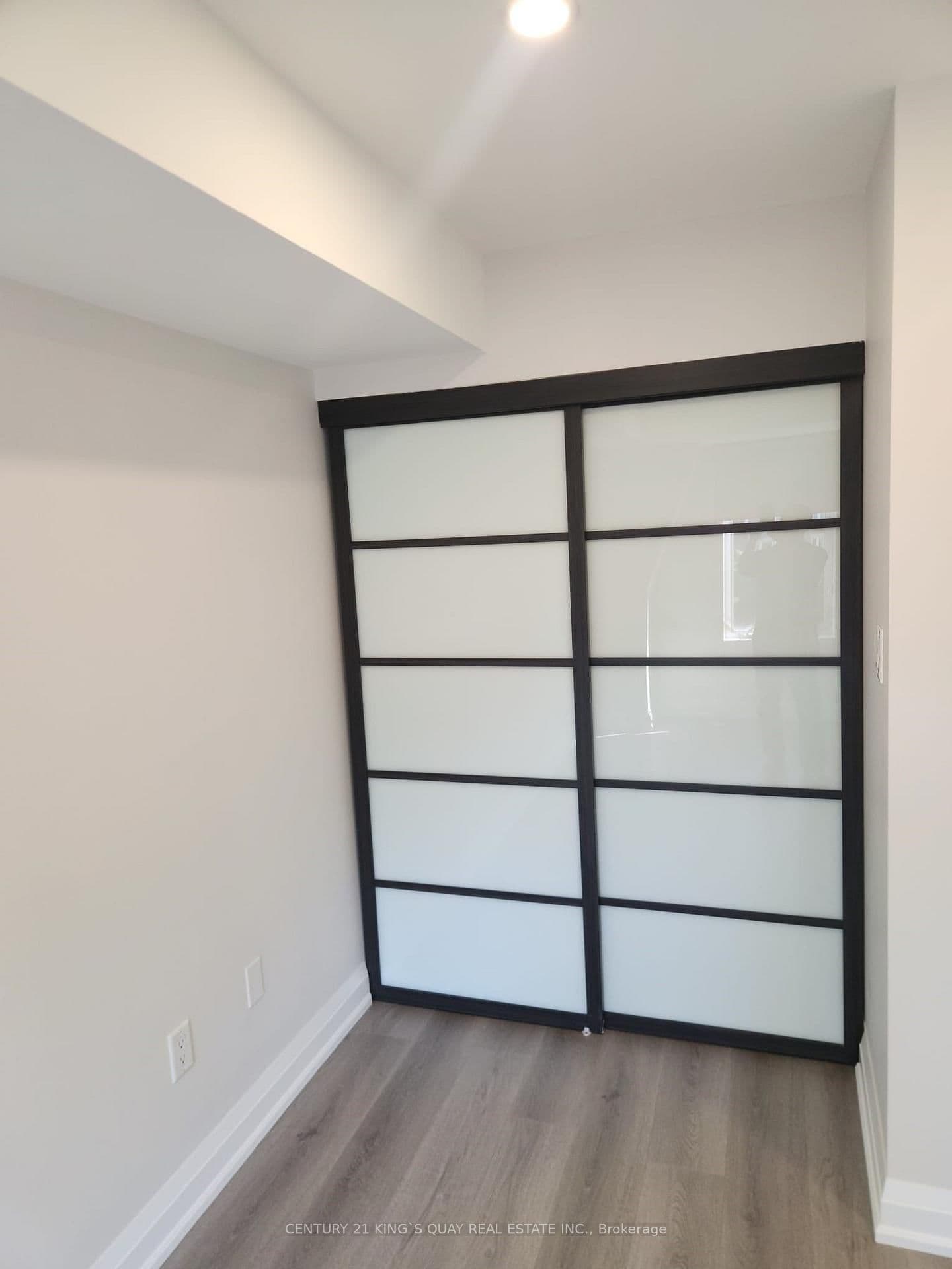 316 John Street, Unit 255 thumbnail 25