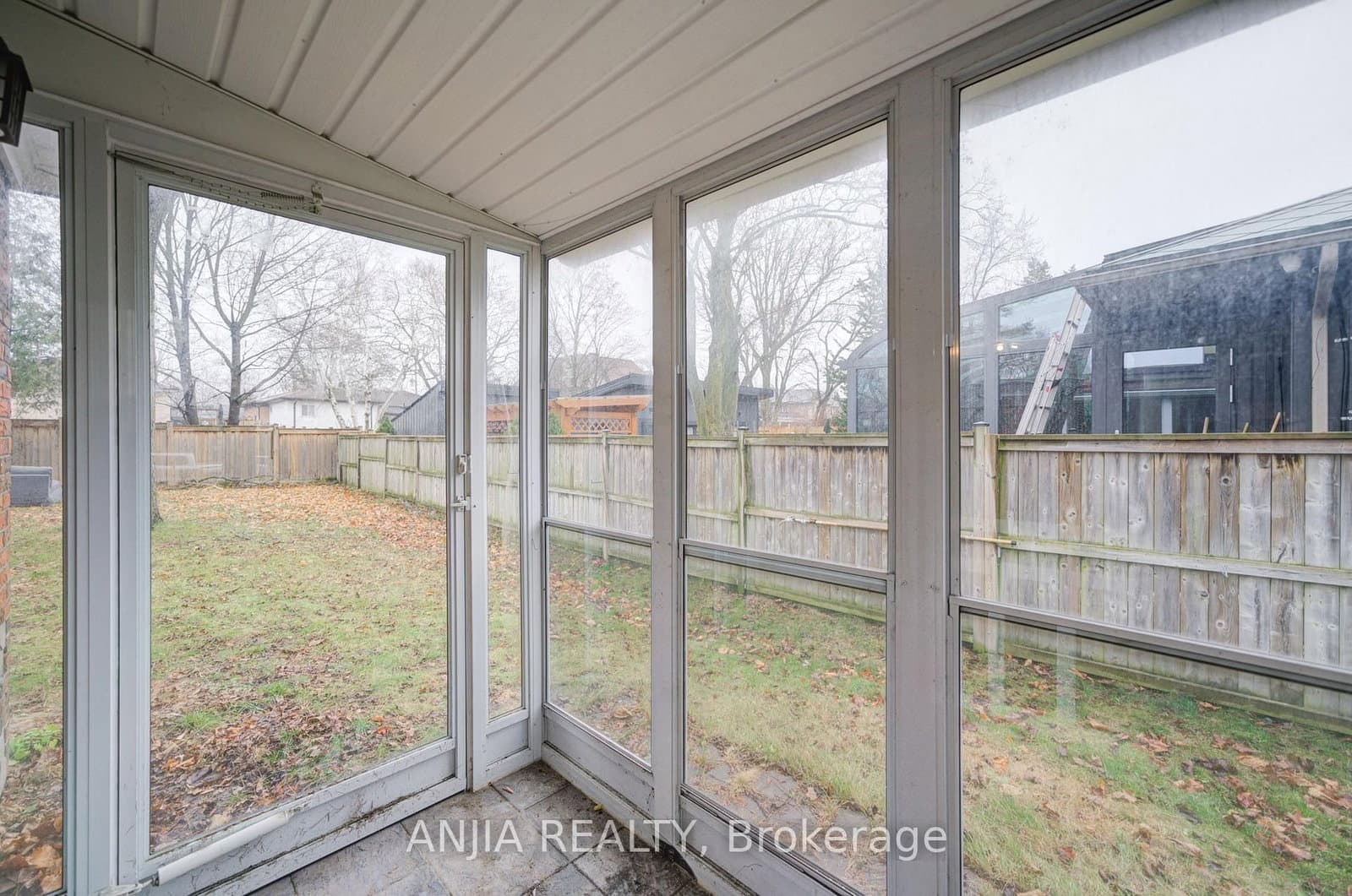 27 Jonquil Crescent thumbnail 3